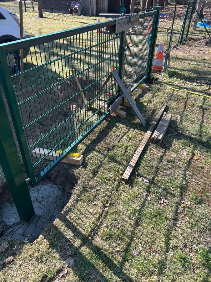 Arbeitseinsatz auf dem Vereinsgelände des Schönfließer HSC 22